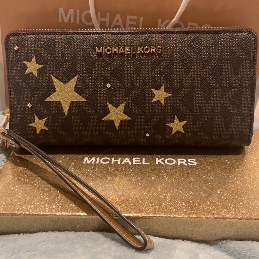 Michael Kors Brown Jet Set Travel Continental Wallet